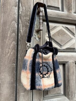 Bolsu Lady Pandereta